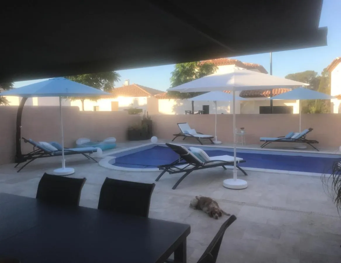 Bed & Breakfast Chambre D'Hotes Dans Villa Diane La Londe-les-Maures