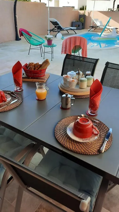 Chambre D'Hotes Dans Villa Diane La Londe-les-Maures Bed & Breakfast