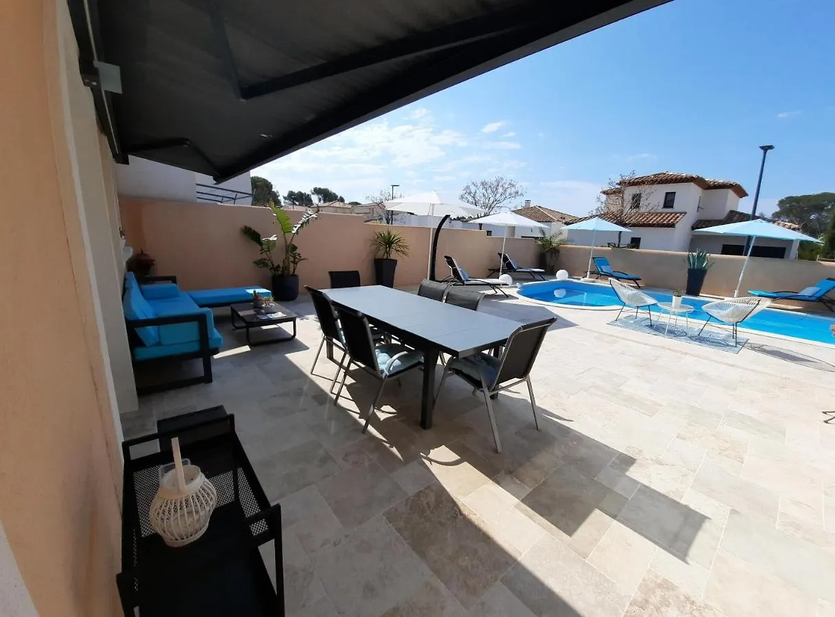 Chambre D'Hotes Dans Villa Diane La Londe-les-Maures Bed & Breakfast