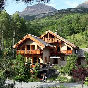 La Paille Bed & Breakfast